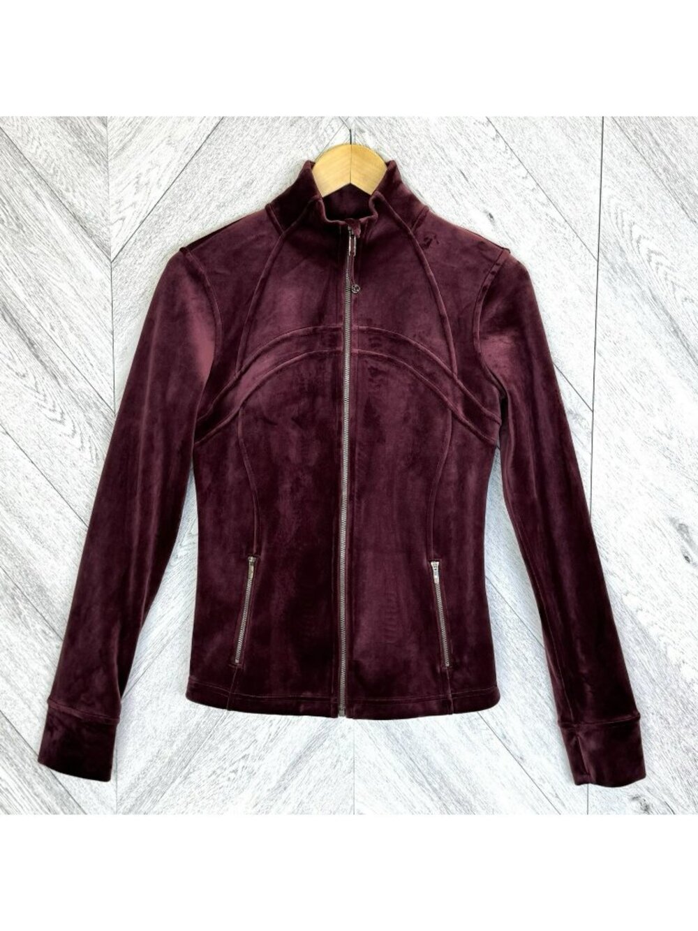Lululemon Define Jacket Womens Size 8  Velvet Garnet W4CICS Full Zip Stretch